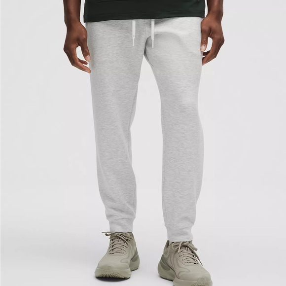 Men's Lululemon Smooth Spacer Jogger Regular in Heathered Grey - Picture 1 of 8